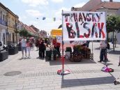 FOTO: Blší trh prilákal na pešiu zónu množstvo ľudí, akciu chcú čoskoro zopakovať