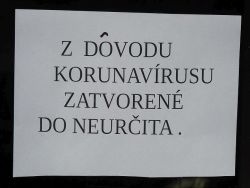 Od štvrtka bude platiť zákaz hromadných podujatí, vrátane športu či omší v kostoloch