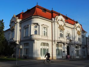 Knižnicu Juraja Fándlyho v Trnave od pondelka zatvorí covid automat
