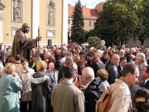 papez_vyrocie_2005_3.JPG
