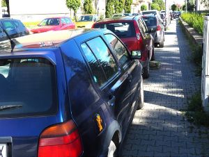 Rezidentské zóny v Trnave zlúčia, pri rodinných domoch sa za parkovanie platiť nebude