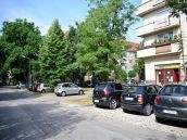 V okolí Podjavorinskej ulice sa bude za parkovanie platiť, rezidentov zvýhodnia