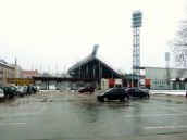 Radnica môže vyberať poplatok aj na predaných parkoviskách