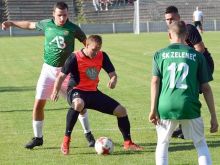 Kam za futbalom? Horné Orešany privítajú Hornú Krupú, Pavlice hostia Zavar
