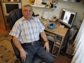 Ujo, ktorý je všade: Za noviny dostal tortu a drevenú sošku svätého
