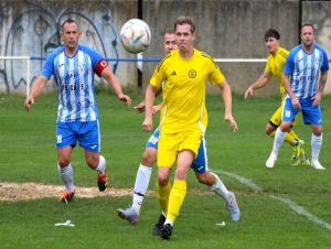 Futbalista, stolný tenista i hasič: Opora Zavara Peter Zošák nemá o aktivity núdzu