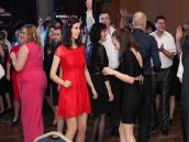 Plesová sezóna: Stolní tenisti v Majcichove odložili rakety a nahodili sa do gala