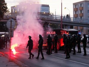 Polícia po predčasne ukončenom derby začala trestné stíhanie