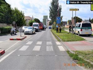 Polícia sa vracia k letnej nehode na Rybníkovej ulici, hľadá svedkov