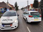 Muž, ktorý sa v Opoji vyhrážal policajtom, stál pred súdom