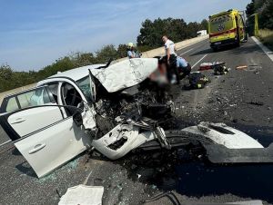 Tragédia na diaľnici D1, vodič je v nemocnici, spolujazdkyňa nehodu neprežila