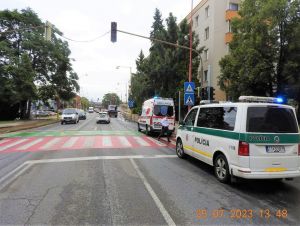 Mladík zrazil v Trnave cyklistu na priechode pre cyklistov, prišiel o vodičák