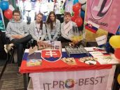Trnavskí žiaci zabodovali so svojím robotom aj v Austrálii