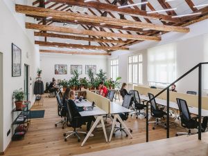 Nádvorie Coworking otvorilo v Trnave štipendijný program pre mladé talenty