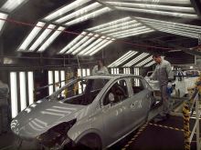 Trnavskú automobilku evakuovali, niekto nahlásil v závode bombu