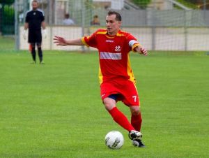 Futbal, 8. liga B: Dva zápasy kontumovali, Drahovce zdolali Trakovice