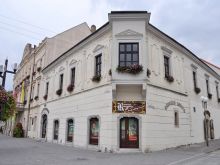 Na pešej zóne pribudne piváreň, nad kníhkupectvom visí otáznik