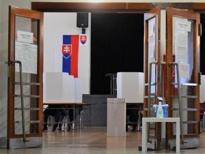 O špeciálne hlasovanie v referende má v okrese Hlohovec záujem jeden volič