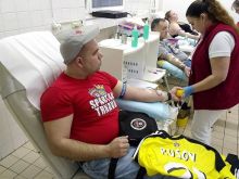 Krv prišli s fanúšikmi Spartaka darovať aj prvodarcovia a rodiny