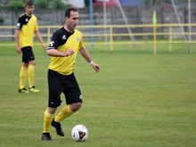 Futbal, 5. liga: Špačince nastrieľali ďalšiu sedmičku, Zvončín s prvou prehrou