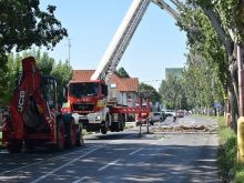 Na Rybníkovej ulici orezávajú stromy, polícia odkláňa dopravu