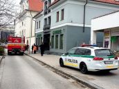 V banke na Paulínskej ulici zasahovali hasiči