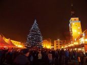 Silvester v Trnave: Budú dva ohňostroje, diskotéka a hity Kabátu