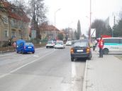 Kto videl, ako sa skrivili plechy, nech pomôže policajtom!
