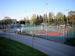 Športoviská na Slávii sprístupnia v utorok, plaváreň na Zátvore o týždeň