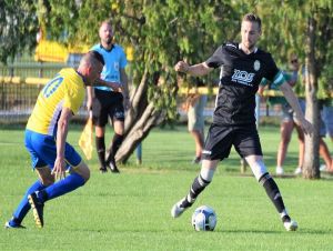 Futbal, 7. liga A: Slávia zdolala Smolenice, Lukačovič strelil nevídaný gól