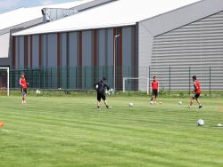 Trnava a Slovenský futbalový zväz podpísali zmluvu o vybudovaní umelej trávy