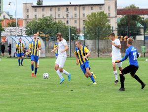 Futbal, 8. liga A: Na Slávii padol kuriózny gól, Modranka vyhrala v Bohdanovciach