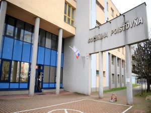 Sociálna poisťovňa aj Arcibiskupský úrad v Trnave sprísňujú opatrenia