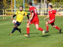 Futbal, 5. liga: Veľké Kostoľany vyhrali v Špačinciach, Voderady porazili Zvončín