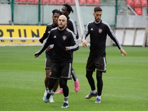 Spartak má pred zápasom v Zlatých Moravciach otázniky v zadných radoch