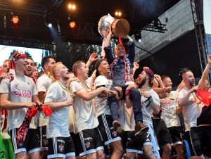spartak_titul_230605.JPG
