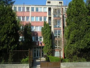 spojena_skola_lomonosovova.jpg