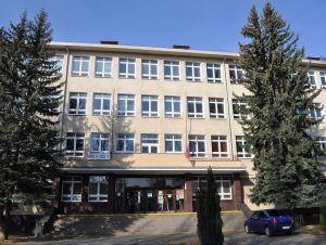 O spustení stredných škôl v kraji rozhodnú hygienici a riaditelia