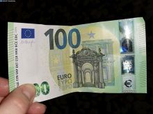 Za jedlo a taxík platili v Trnave falošnými bankovkami