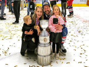 Hokejoví majstri Stupka a Jedlička prinesú extraligovú trofej do Trnavy