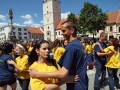 VIDEO: Trnava pomáhala trhnúť rekord, tancovala štvorylku