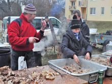 Suchá nad Parnou voňala tradičnou zabíjačkou
