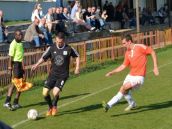 Futbal, 6. liga: Zeleneč strelil Borovciam desať gólov, Červeník vybuchol v Brestovanoch