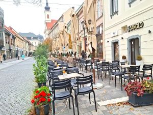 Vonkajšie terasy budú v Trnave pri niektorých prevádzkach aj v zime