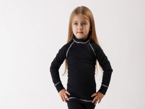 Detské termotričká na zimu: ktoré vlastnosti sú skutočne dôležité?