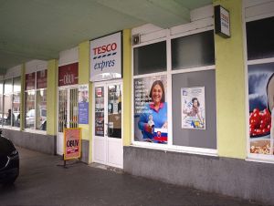 Tesco ide v Trnave na Prednádražie, otvorí tam svoju predajňu
