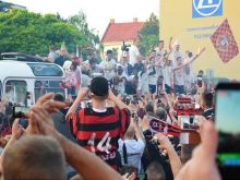 VIDEO: Zábery z majstrovských osláv Spartaka majú čoraz väčšiu silu