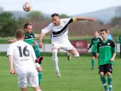 Futbal, 5. liga: Hlohovec sa bodovo dotiahol na Zvončín, Horné Orešany zostrelili Spartak