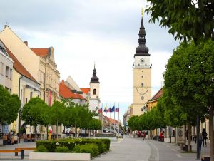 Trnava hospodárila najlepšie z krajských miest, darilo sa i Hlohovcu a Leopoldovu