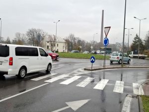 Viaceré kruhové križovatky v Trnave už nestíhajú, nahradiť ich majú semafory